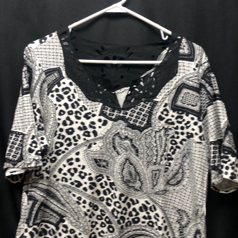 Chico’s Black & White w/ Silver Sparkles
